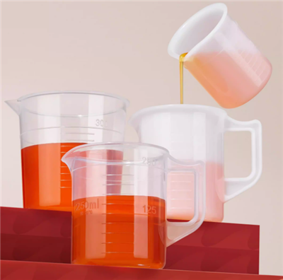 Kunststoffbecher/Messbecher